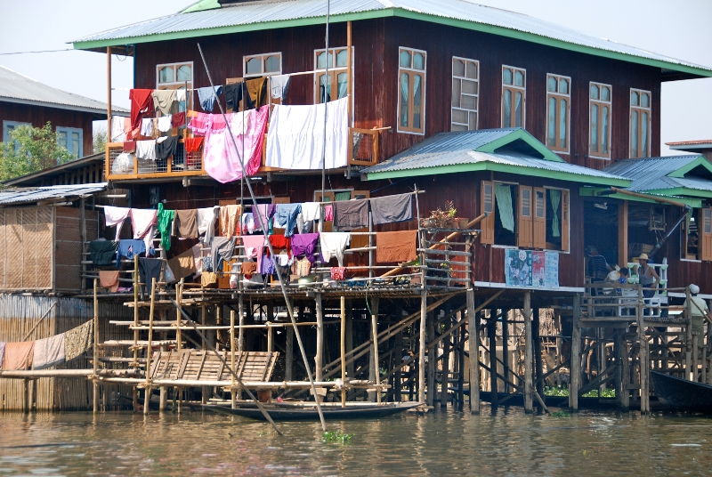 inle_20120309_543